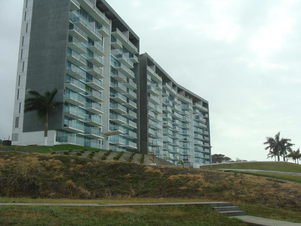 Apartamento En Balabeach Maria Chiquita In Front Of The Beach 2Hab Colon Luaran gambar