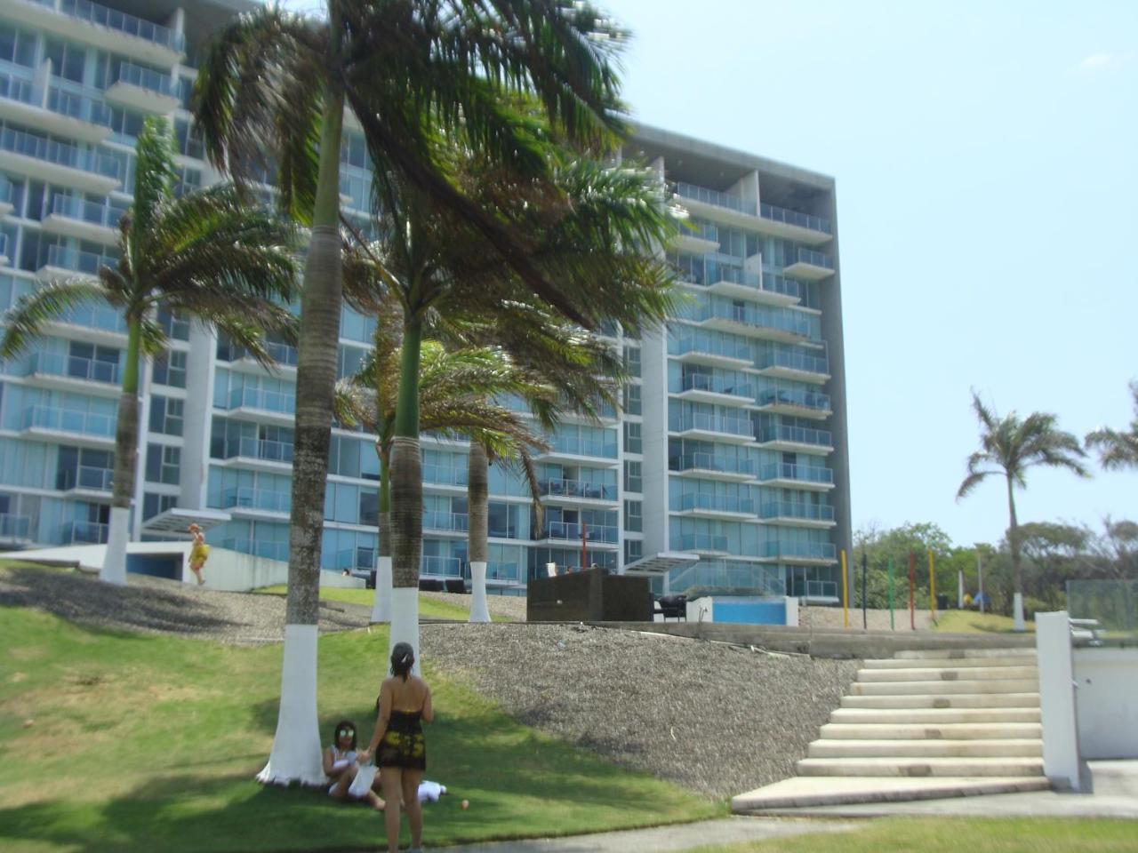 Apartamento En Balabeach Maria Chiquita In Front Of The Beach 2Hab Colon Luaran gambar