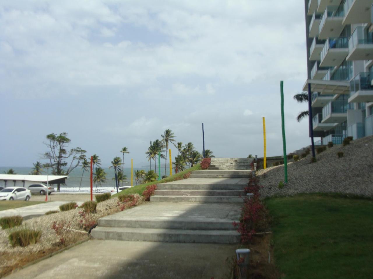 Apartamento En Balabeach Maria Chiquita In Front Of The Beach 2Hab Colon Luaran gambar